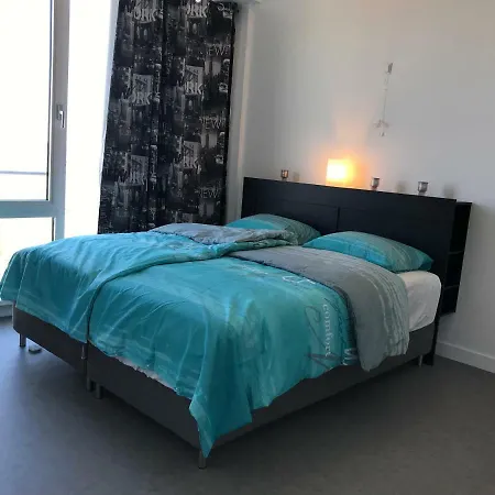 De Bink - The Hague Apartment *